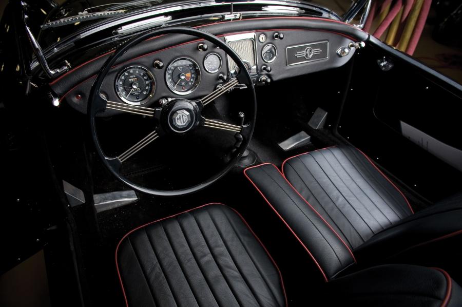  MGA 1500 Roadster 1957 года  (фото 2 из 4)